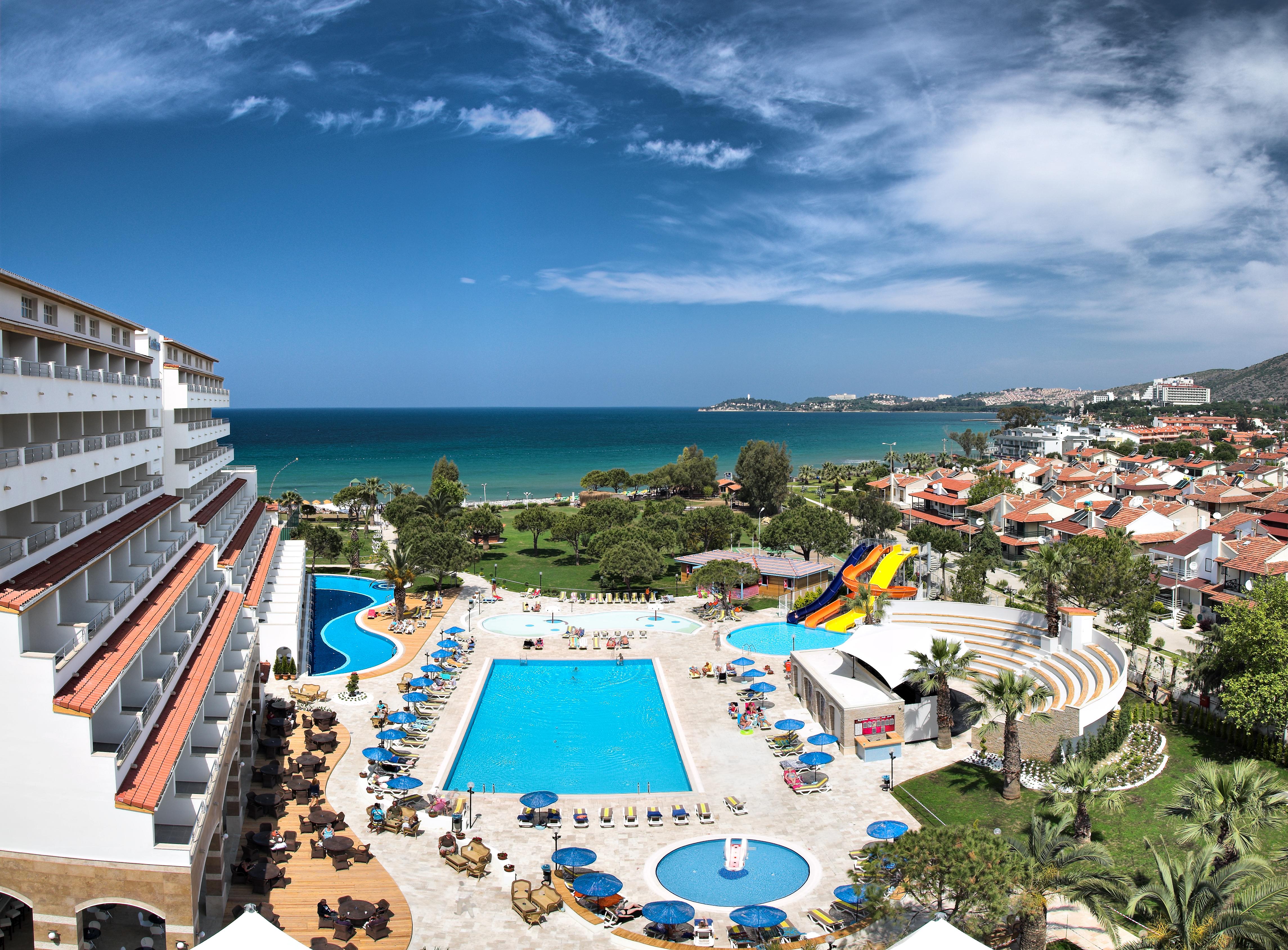 Batihan Beach Resort & Spa Kusadasi Exterior photo
